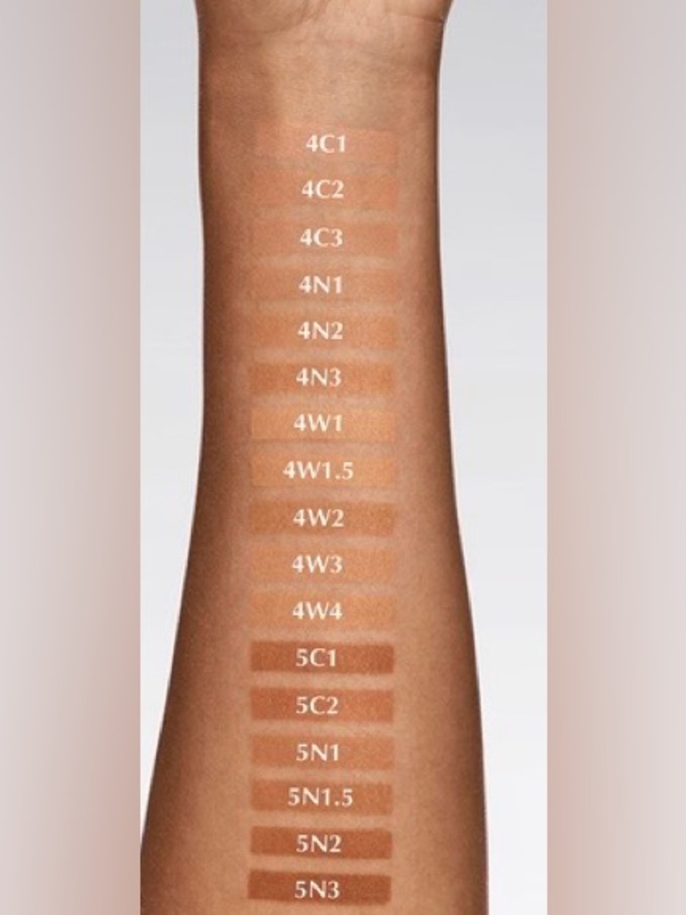 NIB***Luxe Color Changing Foundation SPF 50
Brush Included / Color Shade Medium - Picture 11 of 11